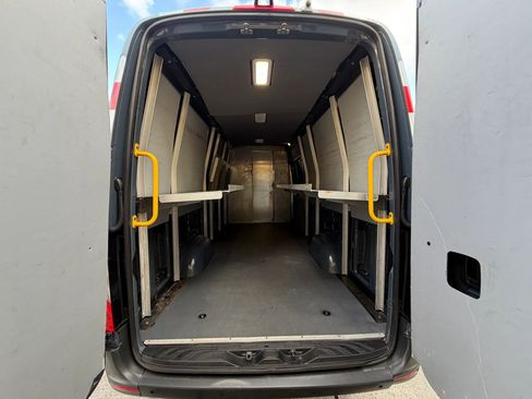 Used 2019 Mercedes-Benz Sprinter 170 image 5