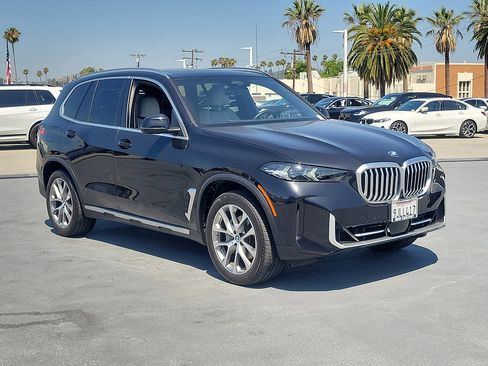 Used 2024 BMW X5 sDrive40i w/ Parking Assistance Package RWD image 4