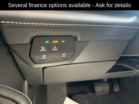 Used 2024 Volkswagen Atlas SE w/ Panoramic Sunroof Package AWD/4WD image 29
