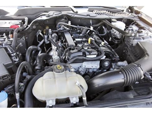 Used 2022 Ford Mustang Premium image 33