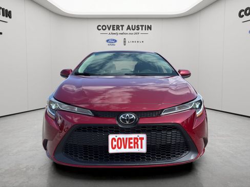 Used 2022 Toyota Corolla LE FWD image 8