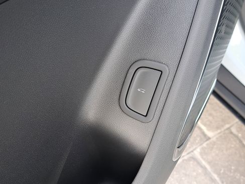 New 2026 GMC Acadia Elevation w/ Elevation Premium Package image 20