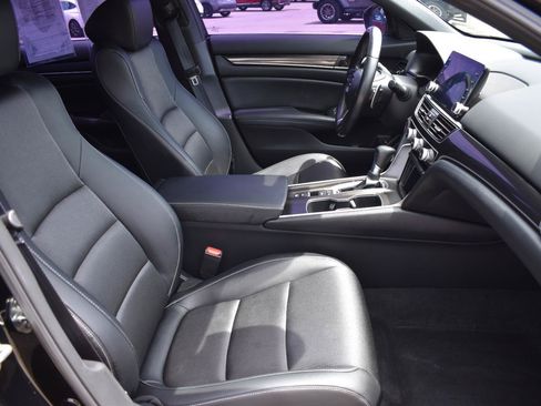Used 2022 Honda Accord Sport image 14