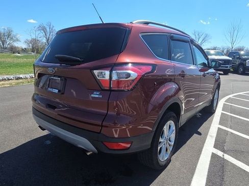 Used 2018 Ford Escape SE AWD/4WD image 8