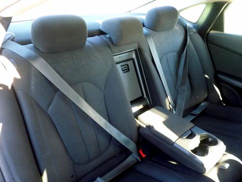 Used 2015 Chrysler 200 Limited w/ Convenience Group image 12