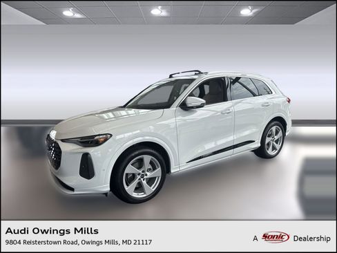 Used 2025 Audi Q5 Prestige image 1