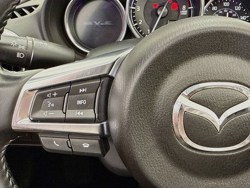 Used 2020 MAZDA MX-5 Miata RF Grand Touring RWD image 11