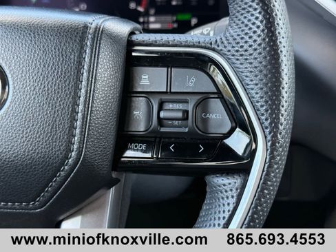 Used 2024 Toyota Sequoia Platinum AWD/4WD image 26