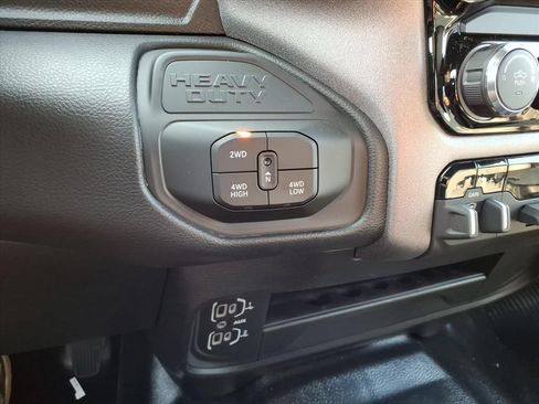 New 2026 RAM 3500 Tradesman AWD/4WD image 21