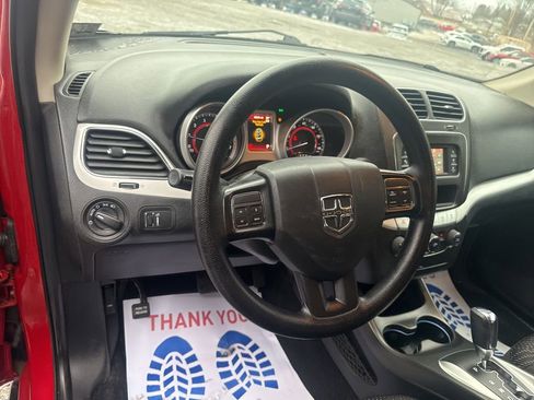 Used 2020 Dodge Journey SE image 14