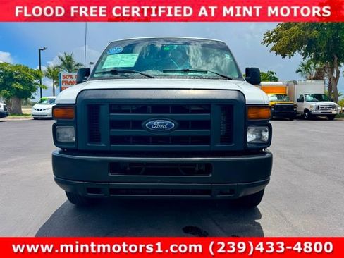 Used 2014 Ford E-350 and Econoline 350 Super Duty RWD image 24