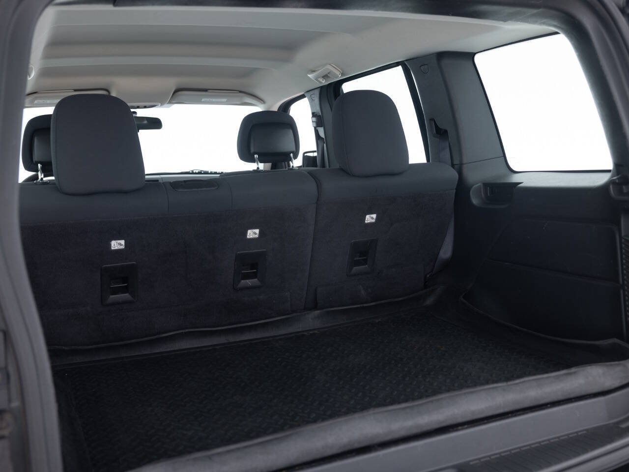 Used 2012 Jeep Liberty Sport AWD/4WD image 38