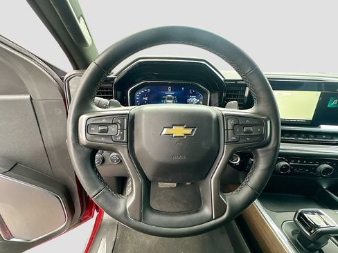 Used 2024 Chevrolet Silverado 1500 High Country w/ Technology Package AWD/4WD image 11