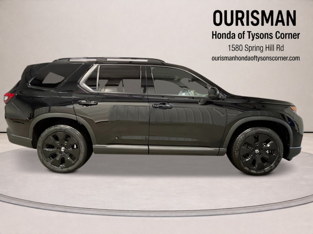 New 2026 Honda Pilot Black Edition image 2