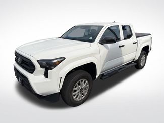 Used 2024 Toyota Tacoma SR AWD/4WD video 1