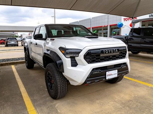 New 2026 Toyota Tacoma TRD Pro AWD/4WD image 4