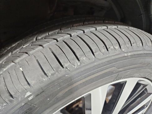 Certified 2025 Nissan Pathfinder Platinum w/ Cargo Package image 30