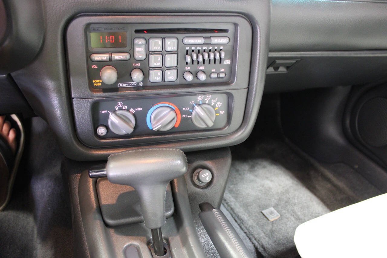 Used 1994 Pontiac Firebird Coupe RWD image 40