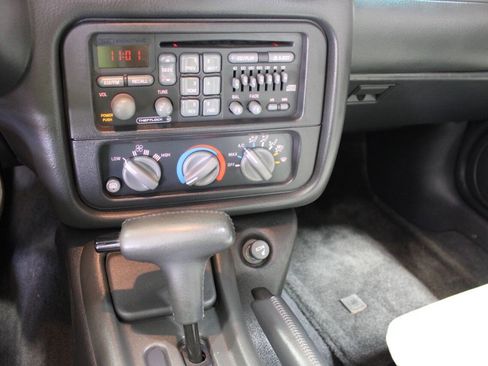 Used 1994 Pontiac Firebird Coupe RWD image 40
