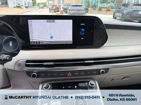 Used 2023 Hyundai Palisade Calligraphy w/ Cargo Package FWD image 10