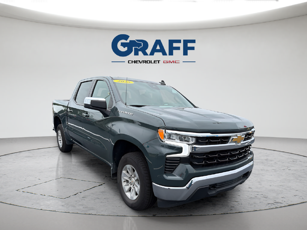 Used 2025 Chevrolet Silverado 1500 LT AWD/4WD image 11