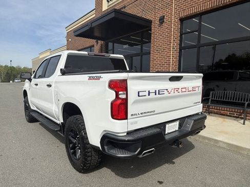 Used 2020 Chevrolet Silverado 1500 Custom Trail Boss w/ Custom Convenience Package image 4