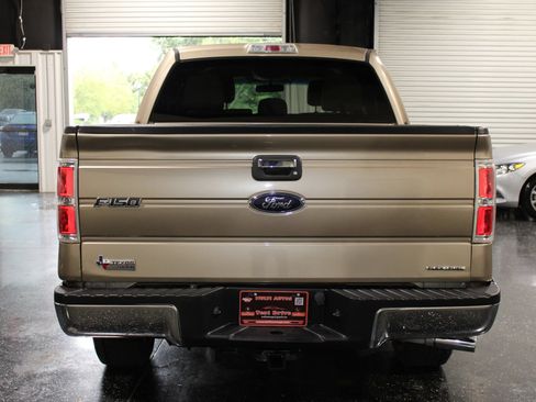Used 2014 Ford F150 XLT w/ XLT Chrome Package RWD image 4
