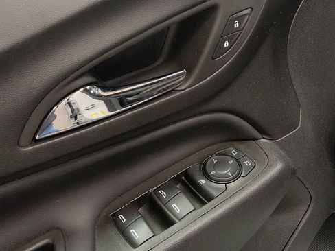 Used 2024 Chevrolet Equinox LT image 27