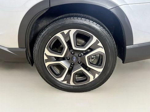 Used 2023 Subaru Ascent Limited AWD/4WD image 26
