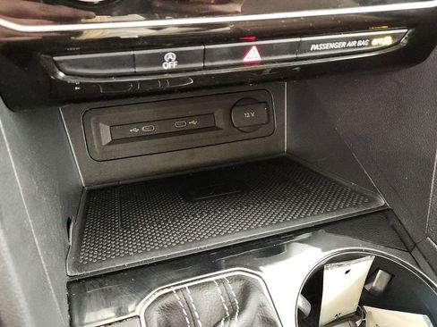 Used 2023 Volkswagen Atlas SE image 20