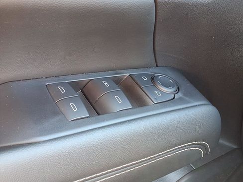 Used 2025 GMC Terrain Elevation w/ Technology Package II image 22