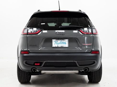 Used 2022 Jeep Cherokee Trailhawk AWD/4WD image 28