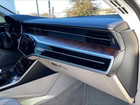 Used 2023 Audi A6 Premium Plus w/ Premium Plus Package image 17