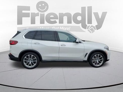 Used 2022 BMW X5 xDrive40i w/ Premium Package AWD/4WD image 6