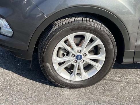 Certified 2019 Ford Escape SEL image 10