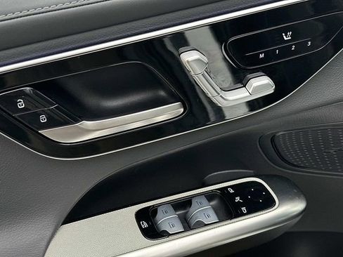 Certified 2025 Mercedes-Benz GLC 300 4MATIC image 15