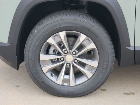 New 2026 Chevrolet Equinox LT w/ Safety and Technology Package image 8