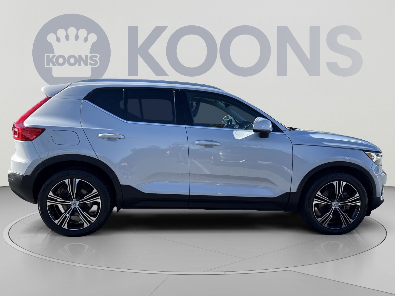 Used 2021 Volvo XC40 T5 Inscription w/ Climate Package AWD/4WD image 8