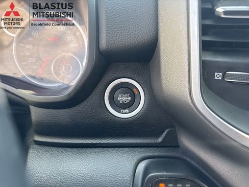 Used 2019 RAM 1500 Big Horn AWD/4WD image 16