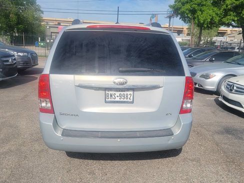 Used 2012 Kia Sedona EX w/ Luxury Pkg image 5