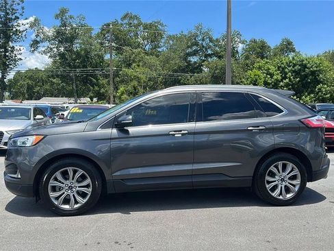 Used 2019 Ford Edge Titanium FWD image 15