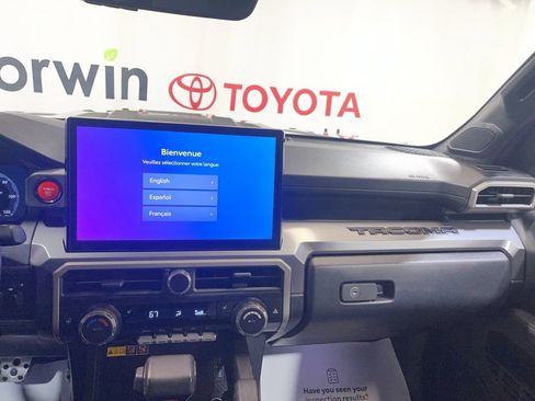 Used 2024 Toyota Tacoma TRD Sport w/ TRD Sport Upgrade Package image 25