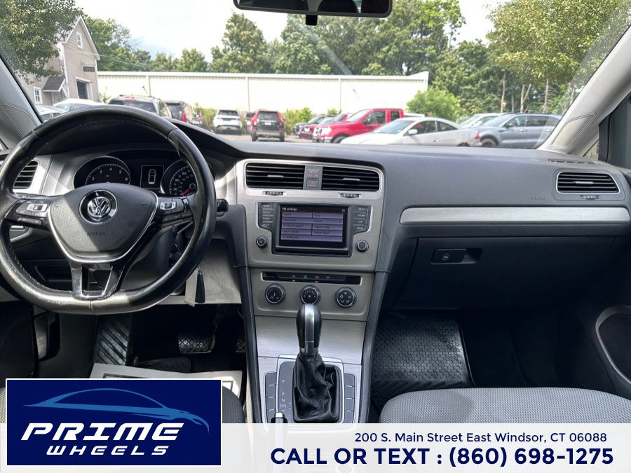 Used 2016 Volkswagen Golf S FWD image 17
