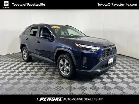Used 2024 Toyota RAV4 XLE FWD image 15