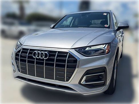Used 2024 Audi Q5 2.0T Premium AWD/4WD image 3