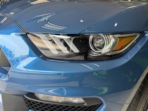Used 2019 Ford Mustang Shelby GT350 w/ Technology Package RWD image 30