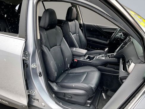 Certified 2025 Subaru Outback Touring XT image 7