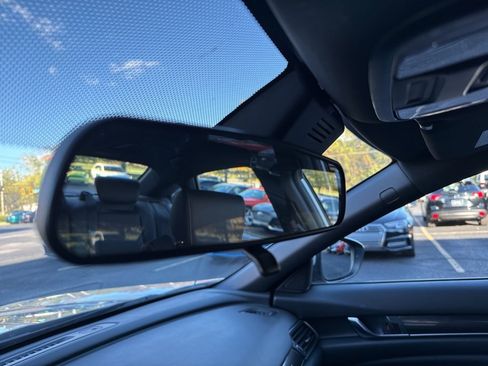 Used 2019 Honda Accord Sport image 38