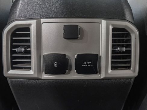 Used 2021 Ford F250 Lariat image 36