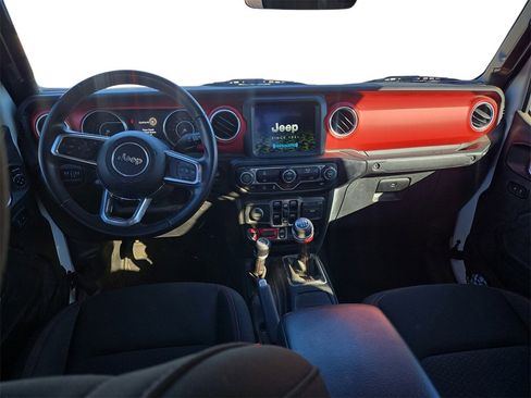 Used 2022 Jeep Gladiator Rubicon image 7